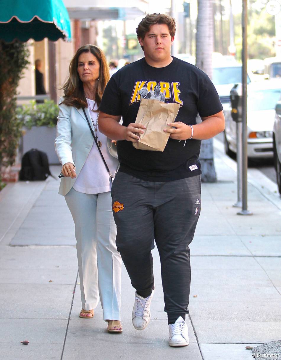 Exclusif - Maria Shriver emmène son fils Christopher Schwarzenegger