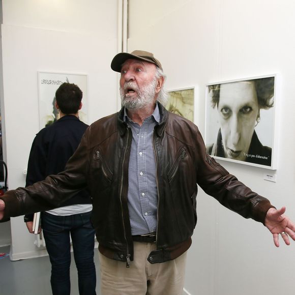 Jean-Pierre Marielle à l'exposition "55 Politiques" à l'Espace Dupin à Paris. L'exposition met à l'honneur 55 femmes engagées en politique de -51 avant J.C jusqu'à aujourd'hui. Paris le 9 juin 2016. © Marc Ausset-Lacroix/Bestimage