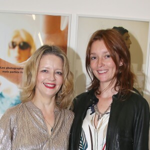 Audrey Marnay et Laure Marsac à l'exposition "55 Politiques" à l'Espace Dupin à Paris. L'exposition met à l'honneur 55 femmes engagées en politique de -51 avant J.C jusqu'à aujourd'hui. Paris le 9 juin 2016. © Marc Ausset-Lacroix/Bestimage
