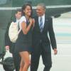 Le président Américain Barack Obama accompagné de sa fille Malia quitte Los Angeles à bord de Air Force One le 8 Avril 2016. © Tony Lowe/Globe Photos via ZUMA Wire/Bestimage