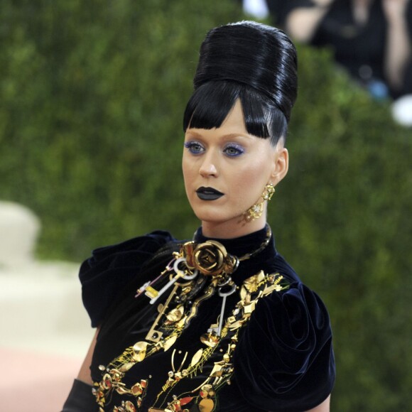 Katy Perry à la Soirée Costume Institute Benefit Gala 2016 (Met Ball) sur le thème de "Manus x Machina" au Metropolitan Museum of Art à New York, le 2 mai 2016. © Future-Image via ZUMA Wire/Bestimage