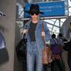 Amber Heard arrive à l'aéroport Lax de Los Angeles le 6 mai 2016.
