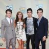 Les Jonas Brothers et Demi Lovato à la première du film Camp Rock 2 à New York, le 18 août 2010