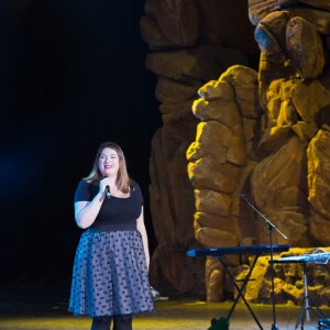 Exclusif - Charlotte Gaccio au concert des 10 ans de l'association "Tout le monde contre le cancer" à Disneyland Paris. Marne-la-Vallée, le 12 juin 2016.