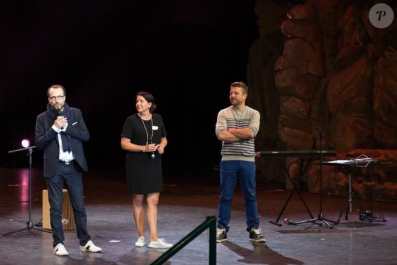 Exclusif - Nicolas Rossignol (président de l'association), Annabel et Bruno Guillon au concert des 10 ans de l'association "Tout le monde contre le cancer" à Disneyland Paris. Marne-la-Vallée, le 12 juin 2016.