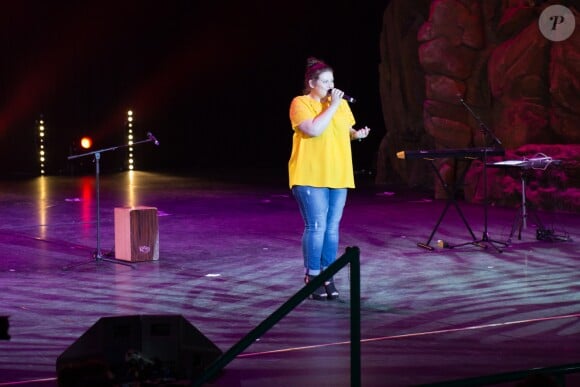 Exclusif - Ana Ka (The Voice 5) au concert des 10 ans de l'association "Tout le monde contre le cancer" à Disneyland Paris. Marne-la-Vallée, le 12 juin 2016.