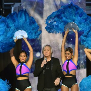 Exclusif - Patrick Juvet lors de l'émission de télévision pour TF1 "La Chanson de l'Année 2016" à Nîmes le 17 juin 2016. © Bruno Bebert / Bestimage