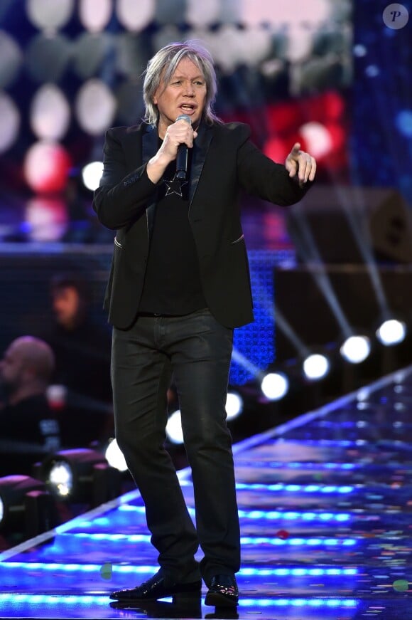 Exclusif - Patrick Juvet lors de l'émission de télévision pour TF1 "La Chanson de l'Année 2016" à Nîmes le 17 juin 2016. © Bruno Bebert / Bestimage