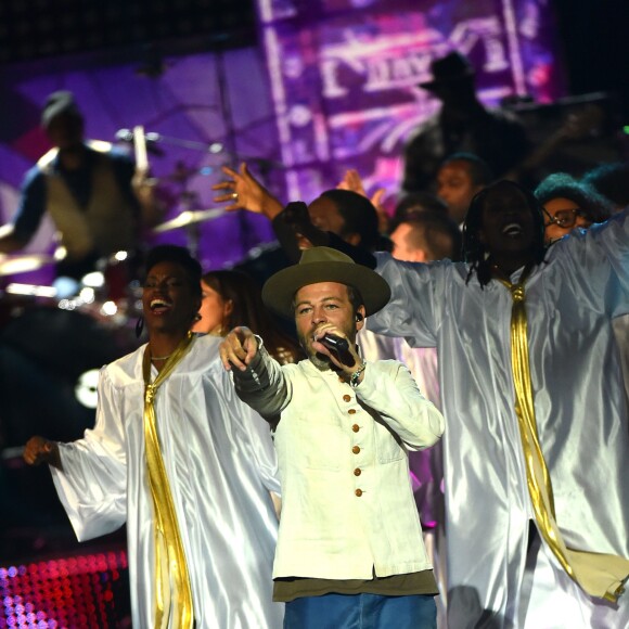 Exclusif - Christophe Maé lors de l'émission de télévision pour TF1 "La Chanson de l'Année 2016" à Nîmes le 17 juin 2016. © Bruno Bebert / Bestimage