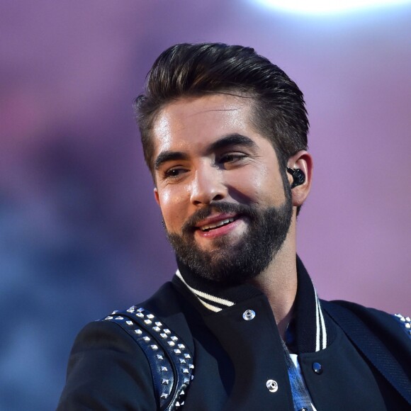 Exclusif - Kendji Girac lors de l'émission de télévision pour TF1 "La Chanson de l'Année 2016" à Nîmes le 17 juin 2016. © Bruno Bebert / Bestimage