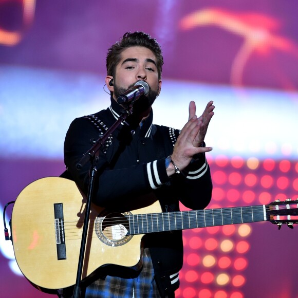 Exclusif - Kendji Girac lors de l'émission de télévision pour TF1 "La Chanson de l'Année 2016" à Nîmes le 17 juin 2016. © Bruno Bebert / Bestimage