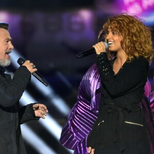 Exclusif - Florent Pagny et Tal lors de l'émission de télévision pour TF1 "La Chanson de l'Année 2016" à Nîmes le 17 juin 2016. © Bruno Bebert / Bestimage