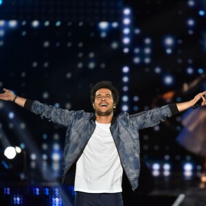Exclusif - Amir lors de l'émission de télévision pour TF1 "La Chanson de l'Année 2016" à Nîmes le 17 juin 2016. © Bruno Bebert / Bestimage