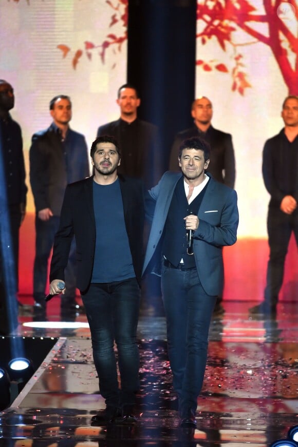 Exclusif - Patrick Fiori, à gauche, et Patrick Bruel lors de l'émission de télévision pour TF1 "La Chanson de l'Année 2016" à Nîmes le 17 juin 2016. © Bruno Bebert / Bestimage
