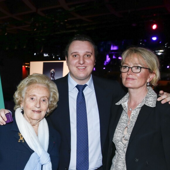 Martin Rey-Chirac entre sa mère Claude Chirac et sa grand-mère Bernadette Chirac - Inauguration de l'exposition "Jacques Chirac ou le dialogue des cultures" au musée du quai Branly à Paris, le 20 juin 2016. © Olivier Borde/Bestimage