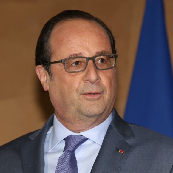 Le président de la République François Hollande lors de l'inauguration de l'exposition "Jacques Chirac ou le dialogue des cultures" au musée du quai Branly à Paris, le 20 juin 2016. © Jérôme Dominé/Pool/Bestimage