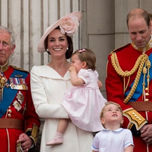 Le prince Charles, Kate Middleton, duchesse de Cambridge, la princesse Charlotte, le prince George, le prince William - La famille royale d'Angleterre au balcon du palais de Buckingham lors de la parade "Trooping The Colour" à l'occasion du 90ème anniversaire de la reine. Le 11 juin 2016