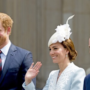Le prince Harry, Kate Middleton, duchesse de Cambridge, et le prince William - La famille royale d'Angleterre à la sortie de la messe à la cathédrale St Paul de Londres pour le 90ème anniversaire de la reine Elisabeth II d'Angleterre. Le 10 juin 2016
