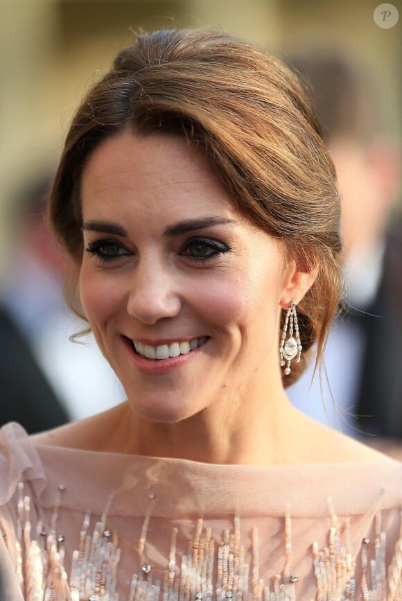 Le prince William, duc de Cambridge et Kate Middleton, la duchesse de Cambridge participent à un dîner de gala de l'association "East Anglia's Children's Hospices'" à King's Lynn le 22 juin 2016.