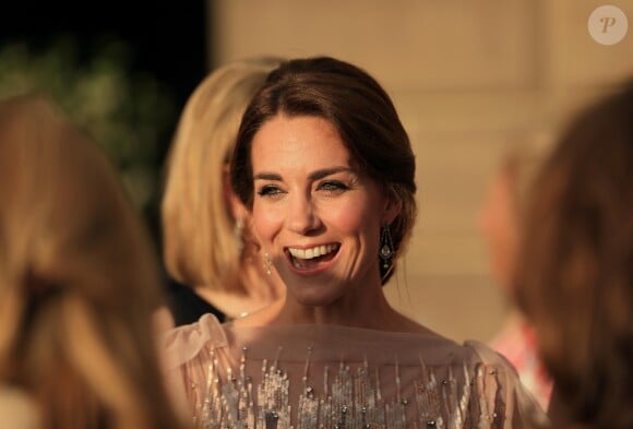 Le prince William, duc de Cambridge et Kate Middleton, la duchesse de Cambridge participent à un dîner de gala de l'association "East Anglia's Children's Hospices'" à King's Lynn le 22 juin 2016.