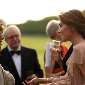 Le prince William, duc de Cambridge et Catherine Kate Middleton, la duchesse de Cambridge participent à un dîner de gala de l'association "East Anglia's Children's Hospices'" à King's Lynn le 22 juin 2016.