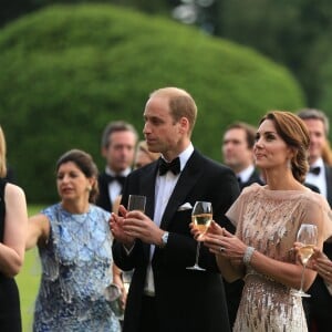 Le prince William, duc de Cambridge et Catherine Kate Middleton, la duchesse de Cambridge participent à un dîner de gala de l'association "East Anglia's Children's Hospices'" à King's Lynn le 22 juin 2016.