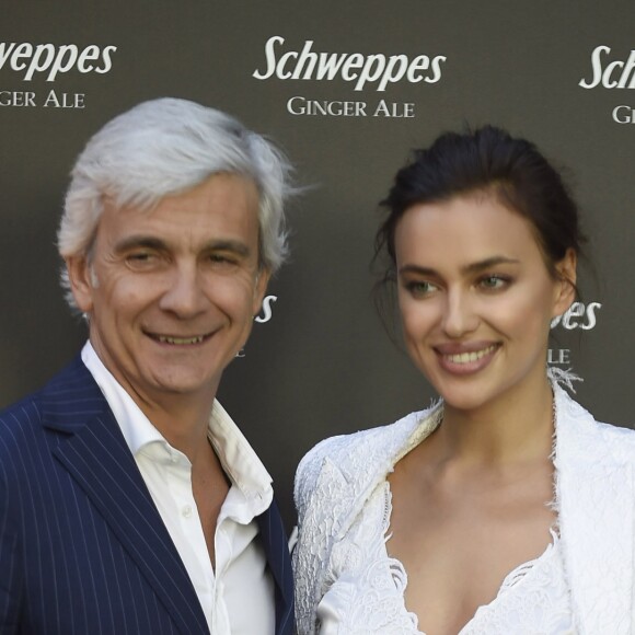 Irina Shayk et assistent Nacho Silva assistent à la soirée "Ginger Ale by Schweppes" à Madrid, le 23 juin 2016.