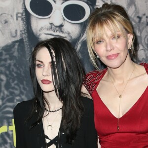 Courtney Love et sa fille Frances Bean Cobain assistent à la première du film "Kurt Cobain : Montage of Heck" à Hollywood, le 21 avril 2015.