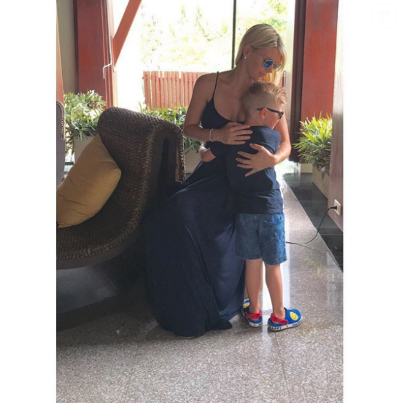 Amélie Neten et Hugo en Thaïlande, le 17 juin 2016.