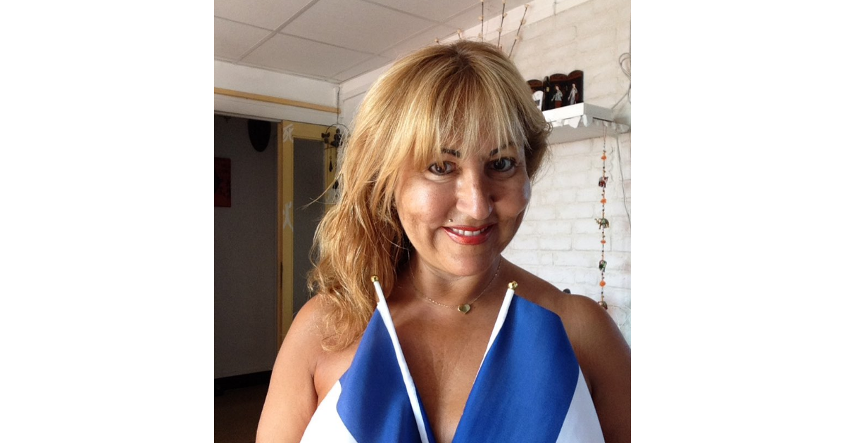 Marie Ange L'amour Est Dans Le.pre Marie-Paule (L'amour est dans le pré) : Topless pour soutenir les Bleus