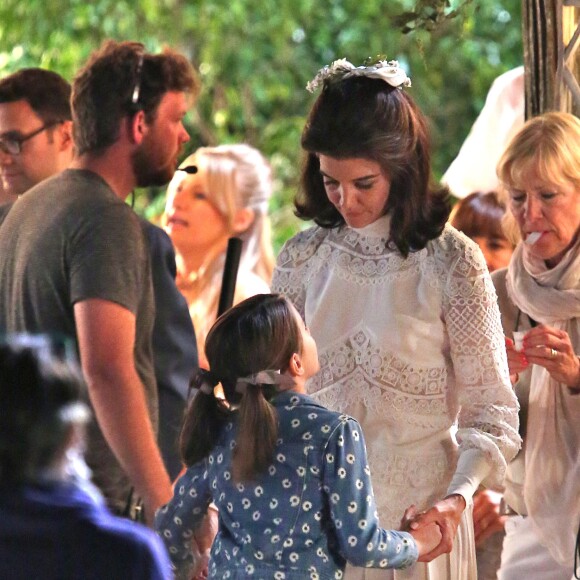 Exclusif - Katie Holmes tourne la scène du mariage de Jackie Kennedy et Aristote Onassis à Toronto le 17 juin 2016. Elle a eu la visite de sa fille Suri.
