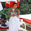 Demi Lovato profite d'une belle journée ensoleillée avec des amis au bord d’une piscine à Miami, le 30 juin 2016  Singer Demi Lovato shows off her bikini body while enjoying a day by the pool with friends in Miami, Florida on June 30, 2016. Demi was taking a break from her Future Now Tour which she is co-headlining with Nick Jonas.30/06/2016 - Miami