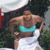 Demi Lovato profite d'une belle journée ensoleillée avec des amis au bord d’une piscine à Miami, le 30 juin 2016  Singer Demi Lovato shows off her bikini body while enjoying a day by the pool with friends in Miami, Florida on June 30, 2016. Demi was taking a break from her Future Now Tour which she is co-headlining with Nick Jonas.30/06/2016 - Miami