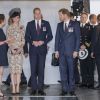 Kate Catherine Middleton, duchesse de Cambridge, le prince William et le prince Harry - Dévoilement de la plaque inaugurale de la nouvelle aile du musée lors des commémorations du centenaire de la Bataille de la Somme à Thiepval, bataille qui fût la plus meurtrière de la Première Guerre Mondiale. Le 1er juillet 2016