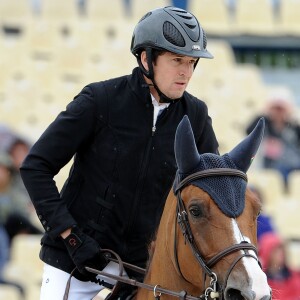 Guillaume Canet sur Pomme du Valon 83 - Prix Eiffel Sunday Challenge (1.25/1.30m) - Longines Paris Eiffel Jumping au Bois de Boulogne à la plaine de Jeux de Bagatelle à Paris, le 3 juillet 2016. © Agence/Bestimage