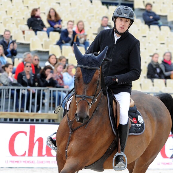 Guillaume Canet sur Babeche 82 - Prix Eiffel Sunday Challenge (1.40m) - Longines Paris Eiffel Jumping au Bois de Boulogne à la plaine de Jeux de Bagatelle à Paris, le 3 juillet 2016. © Pierre Perusseau/Bestimage