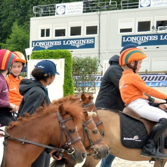 Guillaume Canet - Remise du prix Eiffel Sunday Kid Challenge - Longines Paris Eiffel Jumping à la plaine de Jeux de Bagatelle à Paris, le 3 juillet 2016. © Borde-Veeren/Bestimage