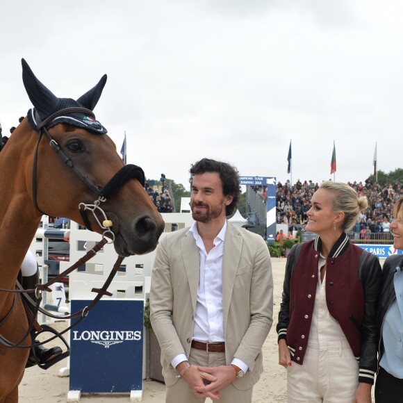 Mathias Vicherat, Laeticia Hallyday et Virginie Coupérie-Eiffel - Remise du prix Eiffel Sunday Challenge présenté par la Mairie de Paris lors du Longines Paris Eiffel Jumping à la plaine de Jeux de Bagatelle à Paris, le 3 juillet 2016. © Borde-Veeren/Bestimage