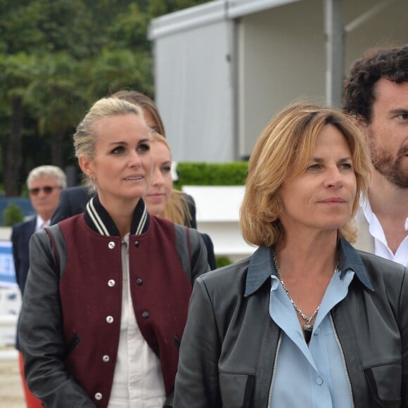 Laeticia Hallyday, Mathias Vicherat et son fils, Virginie Coupérie-Eiffel - Remise du prix Eiffel Sunday Challenge présenté par la Mairie de Paris lors du Longines Paris Eiffel Jumping à la plaine de Jeux de Bagatelle à Paris, le 3 juillet 2016. © Borde-Veeren/Bestimage