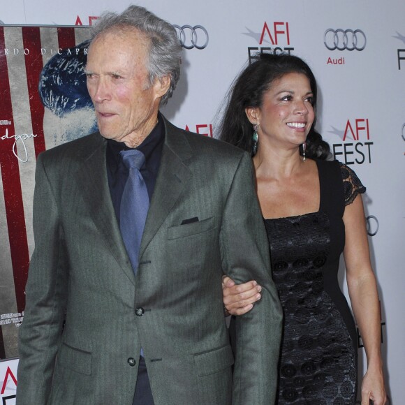 Clint Eastwood et Dina au gala de la soirée d'ouverture de l'AFI Fest à Hollywood le 3 novembre 2011