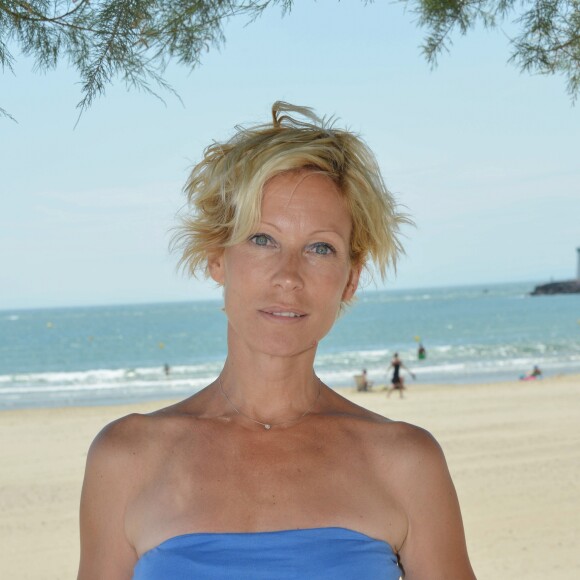 Exclusif - Rebecca Hampton pose à l'occasion du 13e festival "Les Hérault du Cinéma et de la Télé" sur la plage au Cap d'Agde, le 24 juin 2016.