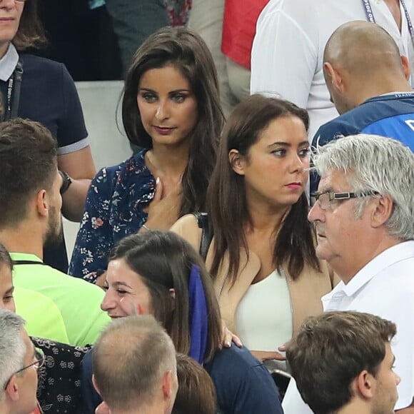 Exclusif - Benoît Costil à nouveau très proche de Malika Ménard à la fin du match de l'UEFA Euro 2016 Allemagne-France au stade Vélodrome à Marseille, France le 7 juillet 2016. © Cyril Moreau/Bestimage