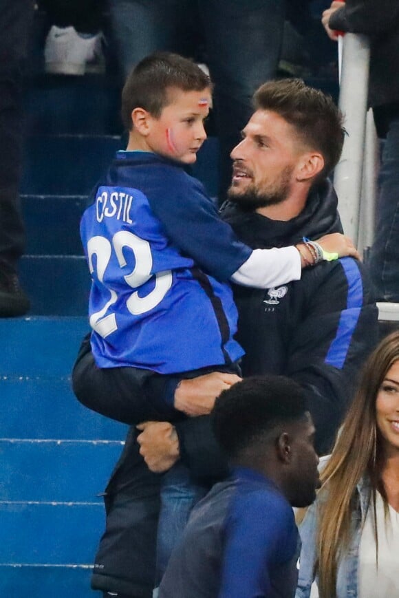 Benoit Costil et son fils à l'Euro 2016, France vs Islande, le 3 juillet 2016.
