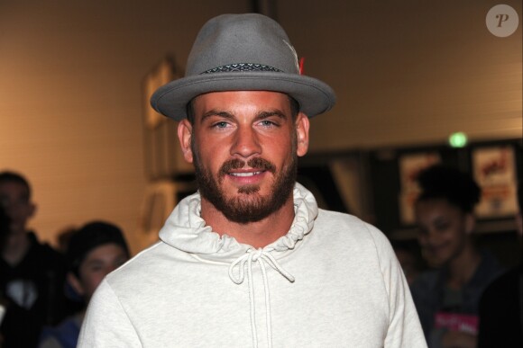 Exclusif - Raphaël (Les Anges 7) au salon What the F à Paris, le 24 avril 2015.