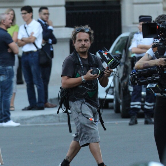 Céline Dion tourne un vidéo clip avenue Kleber à Paris le 8 juillet 2016.