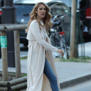 Céline Dion tourne un vidéo clip avenue Kleber à Paris le 8 juillet 2016.