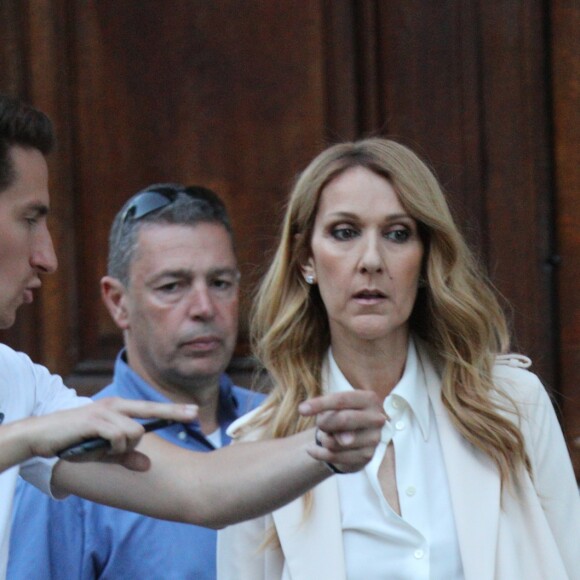 Céline Dion tourne un vidéo clip avenue Kleber à Paris le 8 juillet 2016.