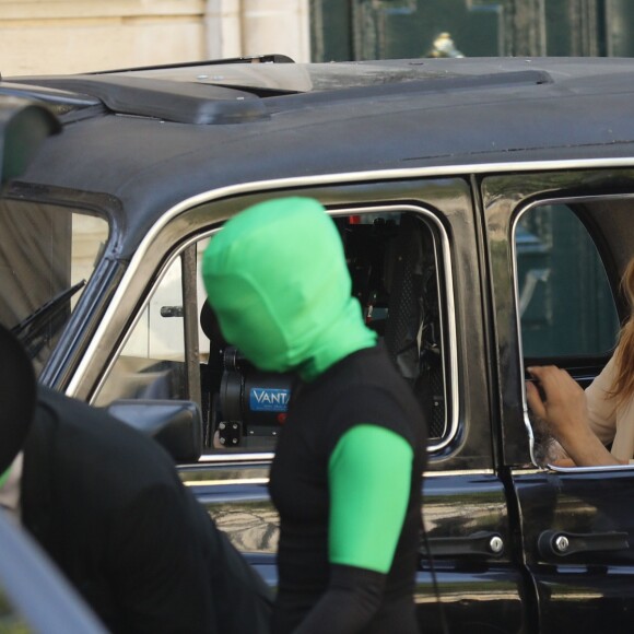 Céline Dion tourne un vidéo clip avenue Kleber à Paris le 8 juillet 2016.  Celine Dion is running a videoclip Avenue Kleber in Paris July 8, 2016.08/07/2016 - Paris