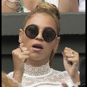 Beyonce et son mari Jay Z assistent à la finale dames du tournoi de Wimbledon le 9 juillet 2016. Elle oppose Serena Williams à Angelique Kerber. © Stephen Lock/i-Images via ZUMA Wire/ Bestimage