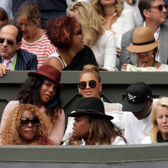 Jay Z  et Beyoncé à la finale dames du tournoi de Wimbledon le 9 juillet 2016. Elle oppose Serena Williams à Angelique Kerber.